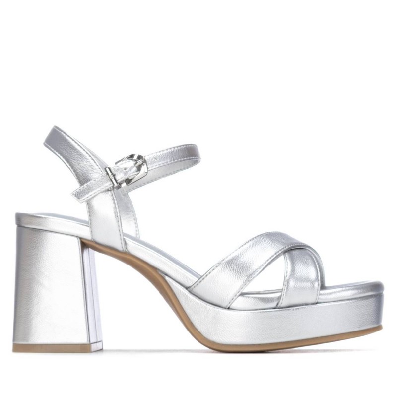 Sandalia de mujer XTI 145288 Plata