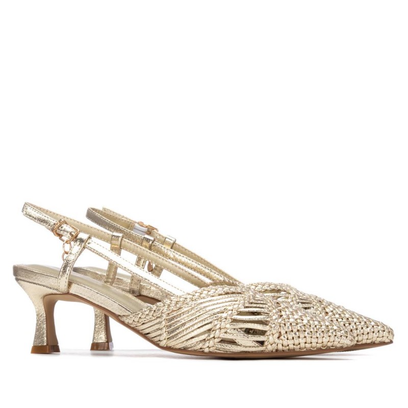 Zapato de mujer XTI 145301 Oro