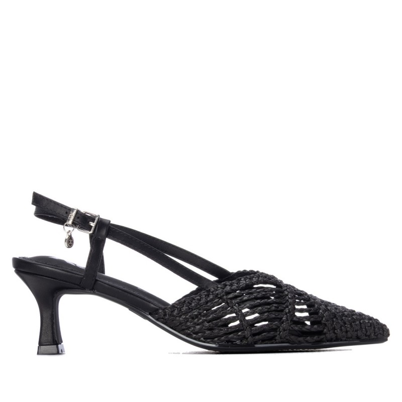 Zapato de mujer XTI 145301 Negro
