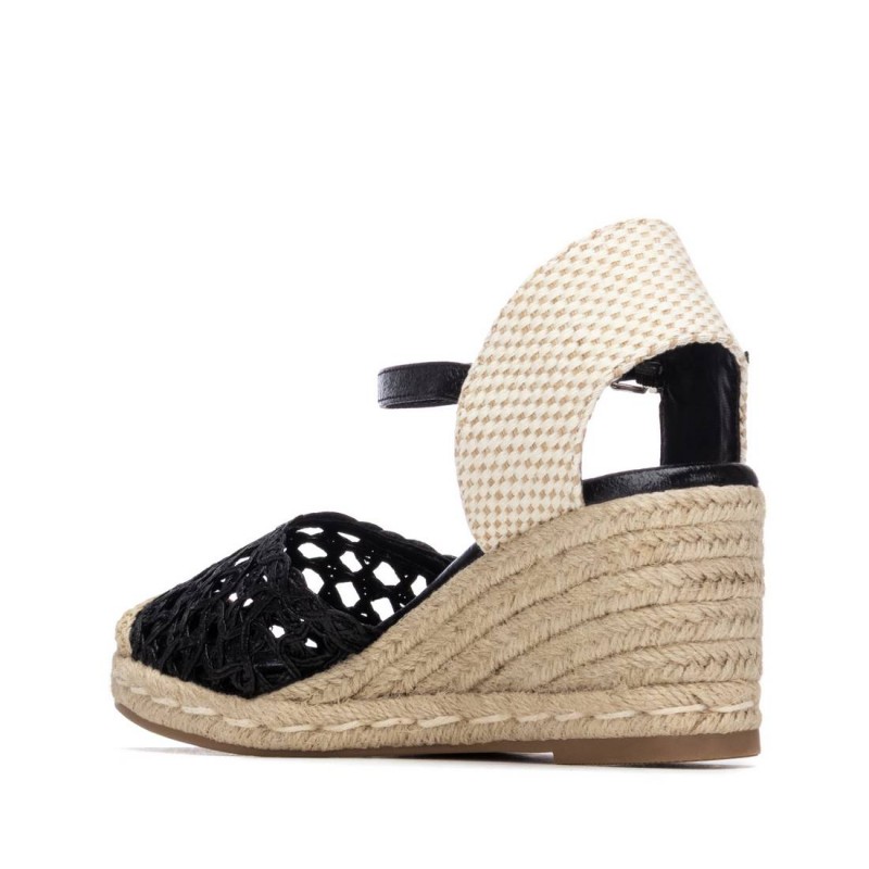 Zapato de mujer XTI 145339 Negro
