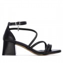 Sandalia de mujer XTI 145341 Negro