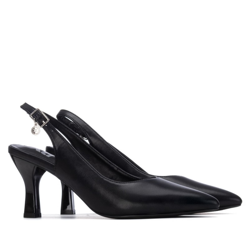 Zapato de mujer XTI 145369 Negro