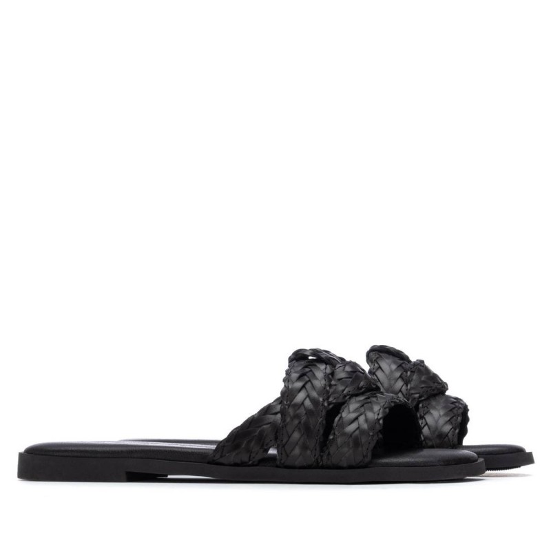 Sandalia de mujer XTI 145374 Negro