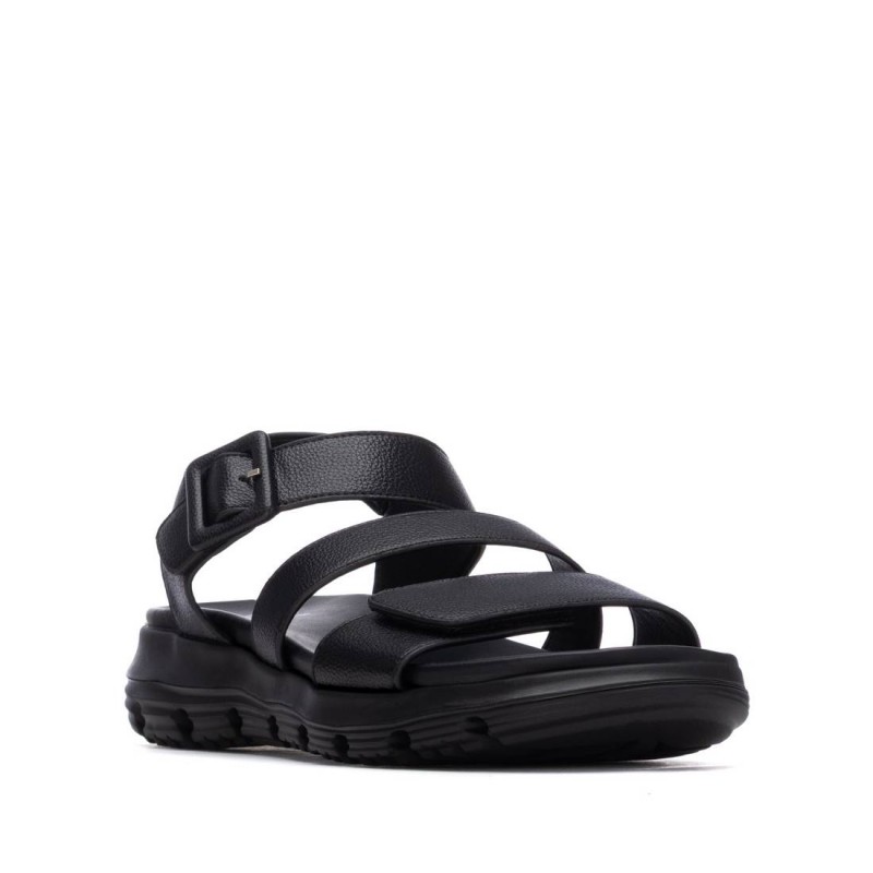 Sandalia de mujer XTI 145402 Negro