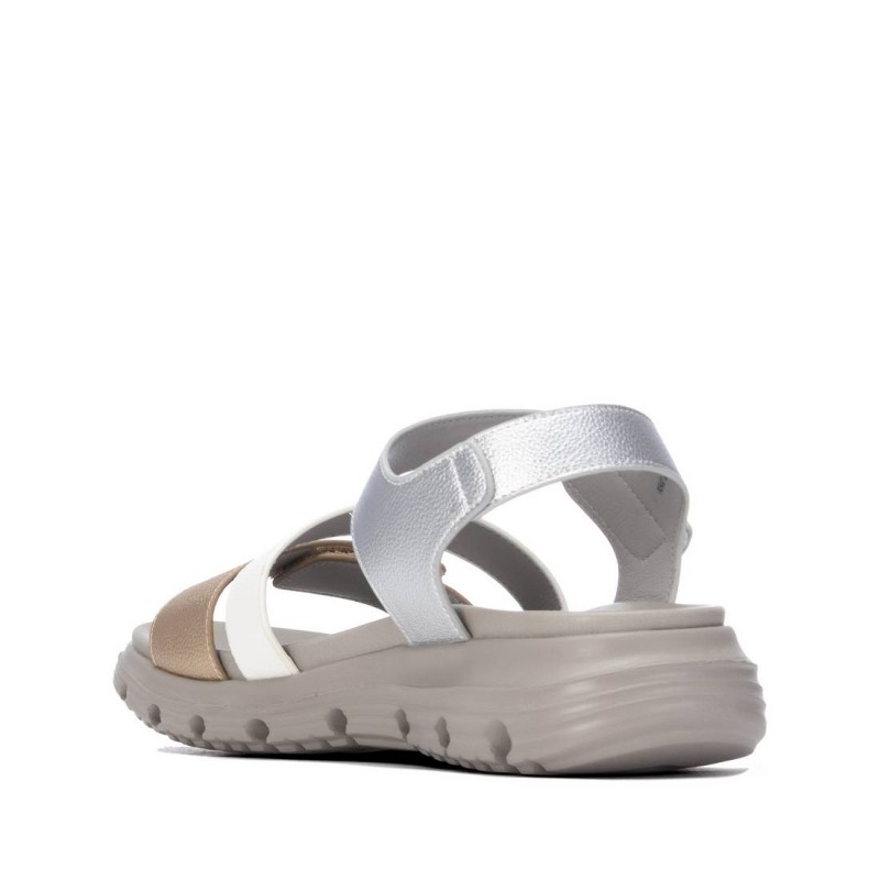 Sandalia de mujer XTI 145402 Plata