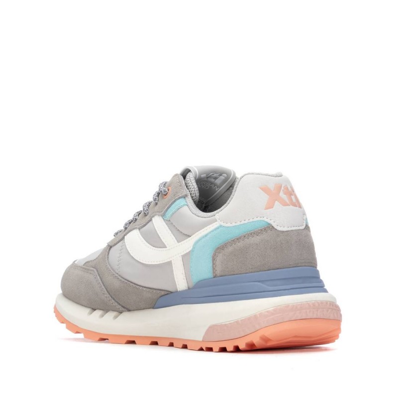 Zapato de mujer XTI 145405 Gris