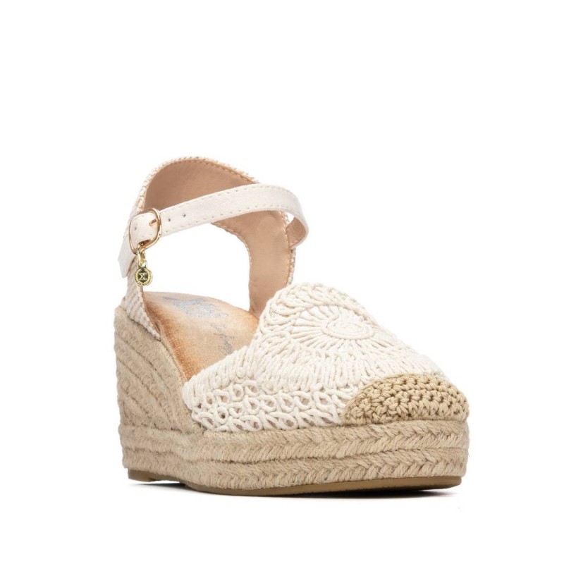 Zapato de mujer XTI 145417 Beige
