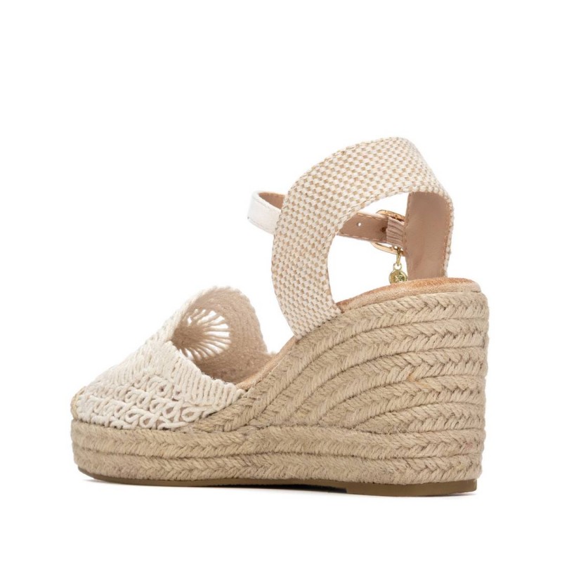 Zapato de mujer XTI 145417 Beige