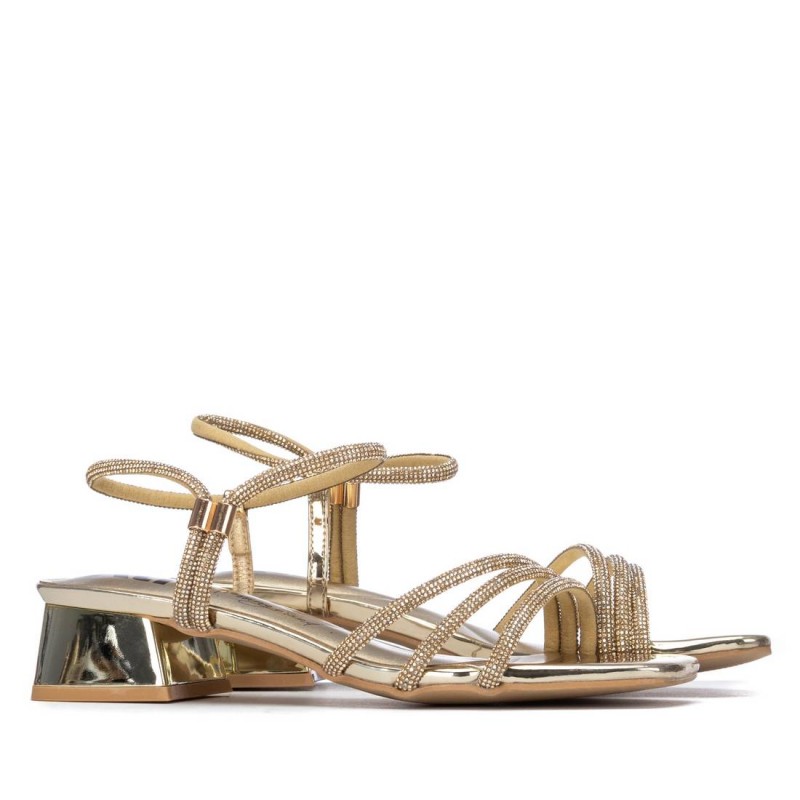 Sandalia de mujer XTI 145425 Oro