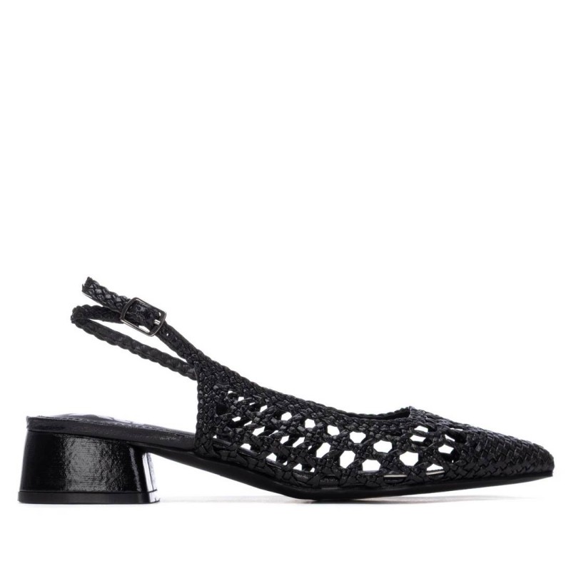 Zapato de mujer XTI 145430 Negro