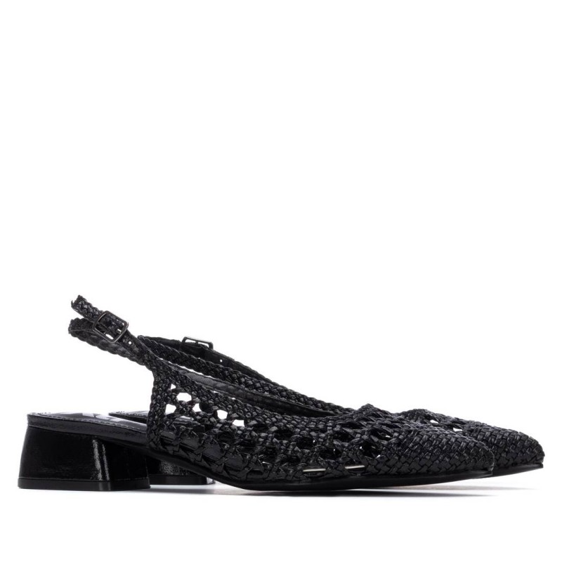 Zapato de mujer XTI 145430 Negro