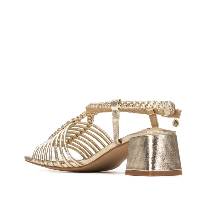 Sandalia de mujer XTI 145433 Oro