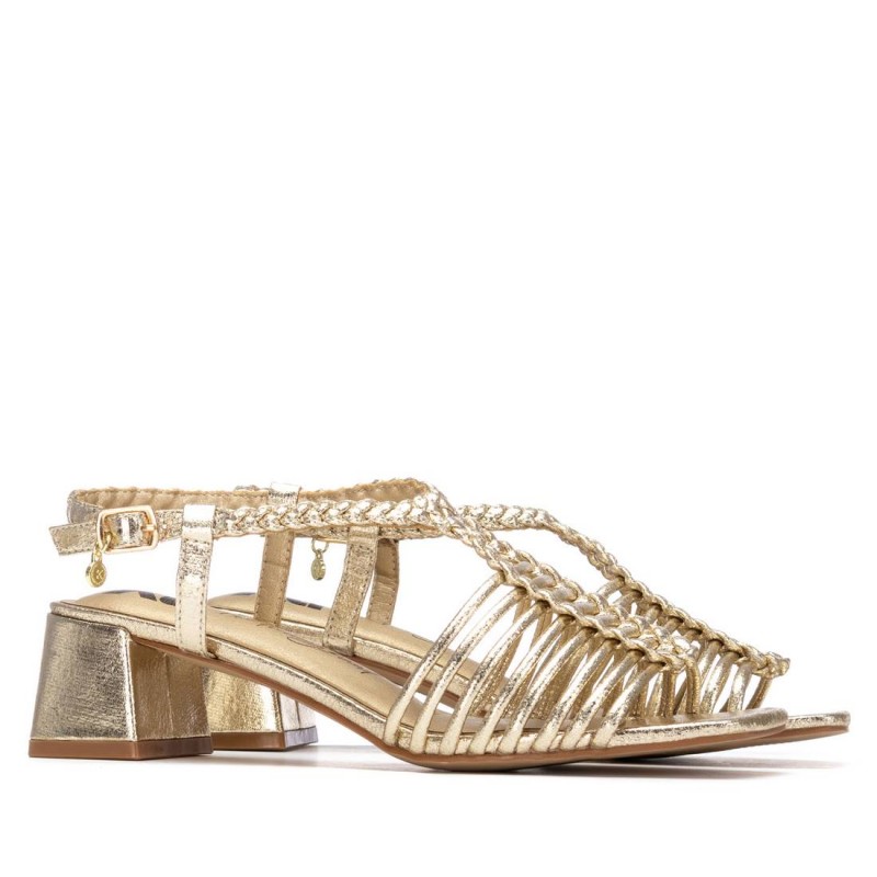 Sandalia de mujer XTI 145433 Oro