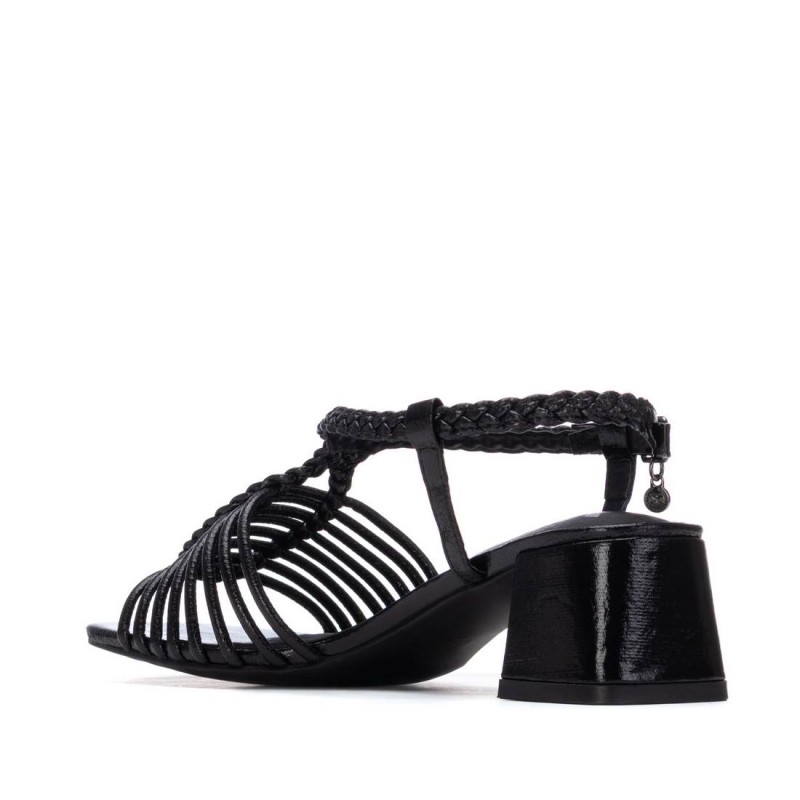 Sandalia de mujer XTI 145433 Negro