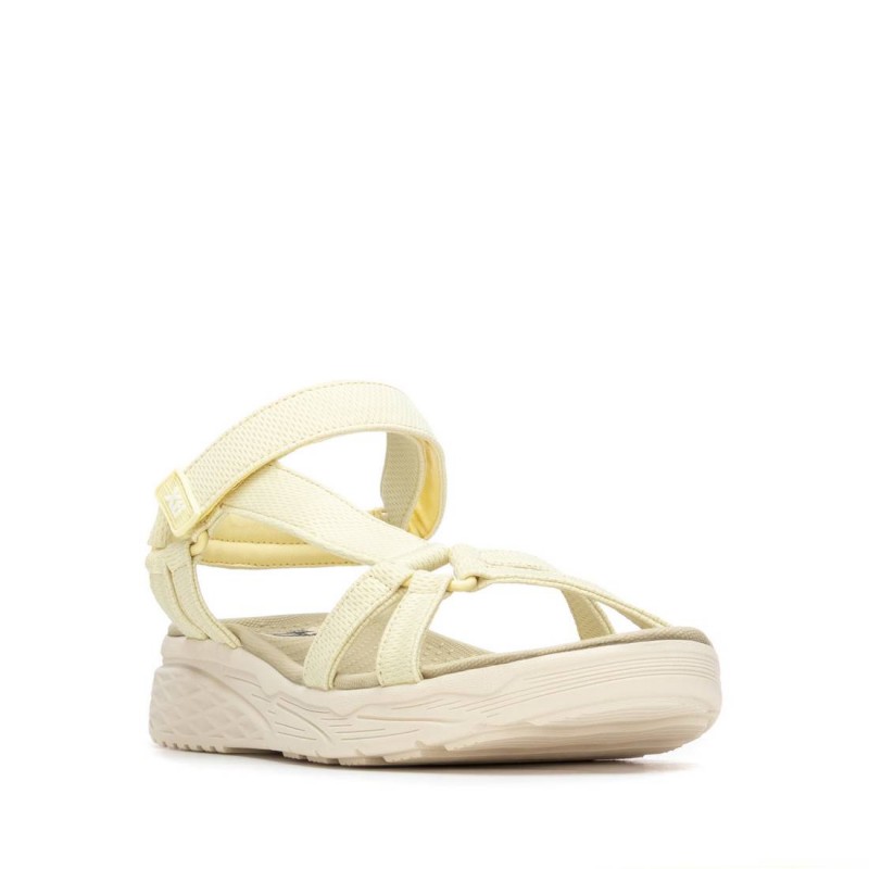 Sandalia de mujer XTI 145463 Amarillo