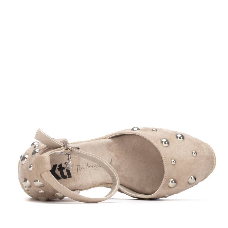 Zapato de mujer XTI 145468 Taupe