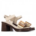 Sandalia de mujer REFRESH 175027 Beige