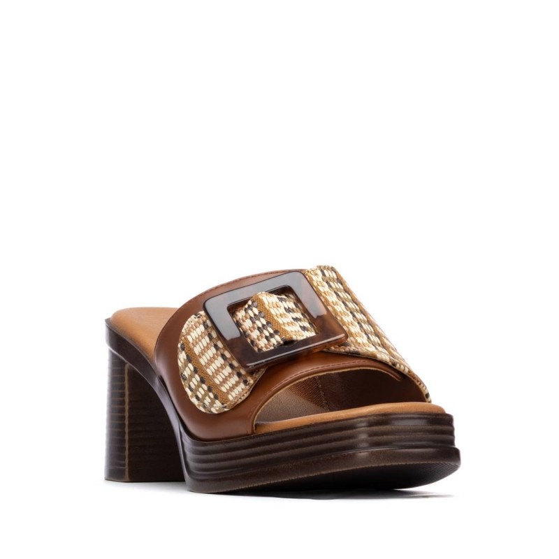 Sandalia de mujer REFRESH 175028 Camel