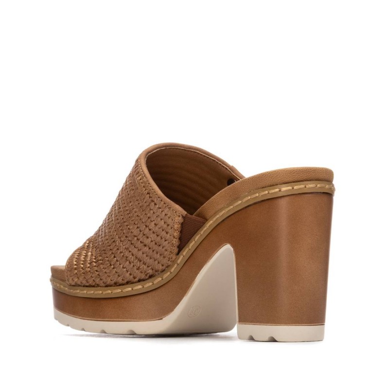 Sandalia de mujer REFRESH 175282 Camel