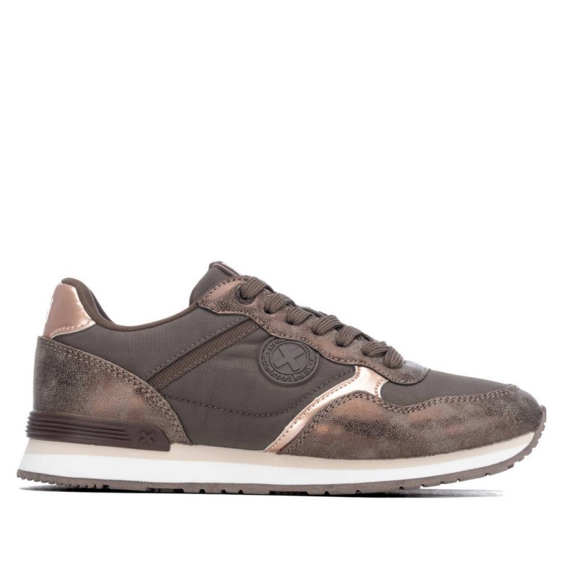 Zapato de mujer XTI 146007 Marron