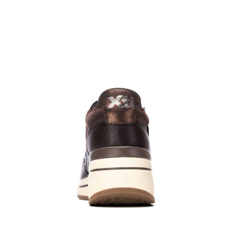 Zapato de mujer XTI 146169 Marron