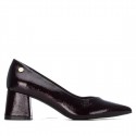 Zapato de mujer XTI 146205 Burdeos