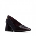 Zapato de mujer XTI 146205 Burdeos