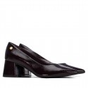 Zapato de mujer XTI 146205 Burdeos