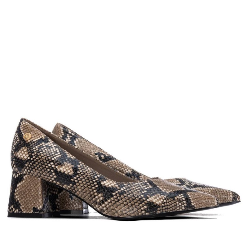 Zapato de mujer XTI 146207 Taupe