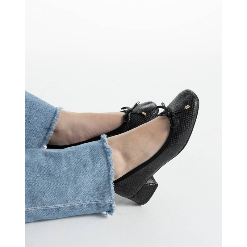 Zapato de mujer XTI 146378 Negro