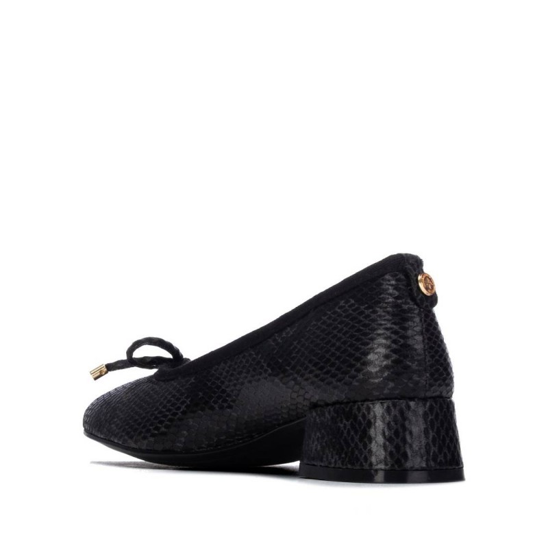 Zapato de mujer XTI 146378 Negro