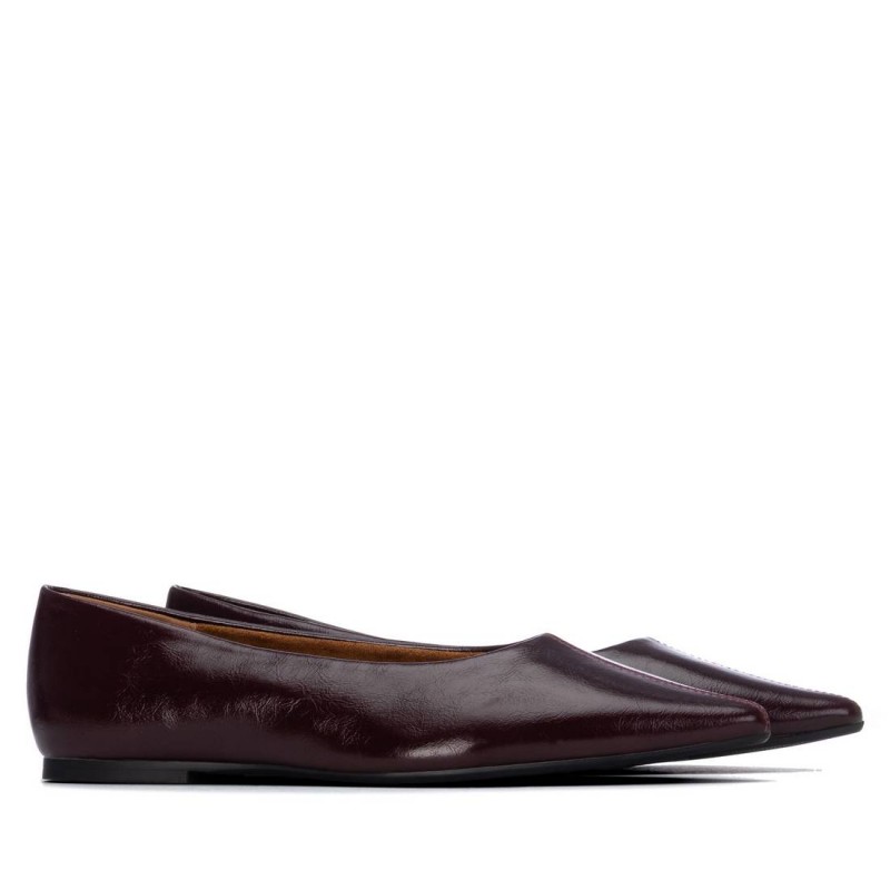 Zapato de mujer XTI 146400 Burdeos