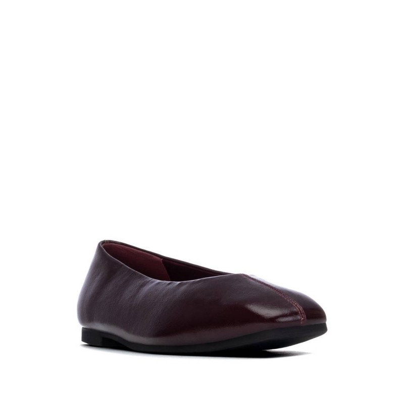 Zapato de mujer XTI 146404 Burdeos
