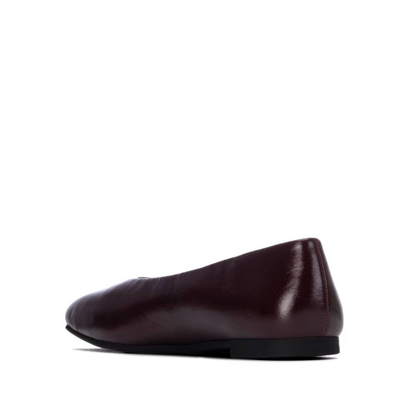 Zapato de mujer XTI 146404 Burdeos