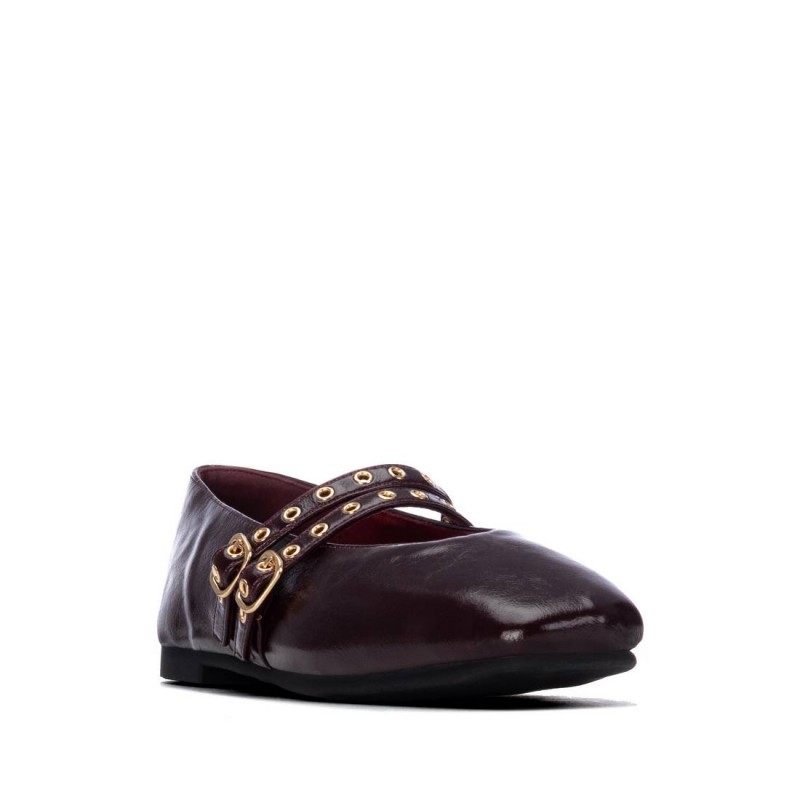 Zapato de mujer XTI 146405 Burdeos