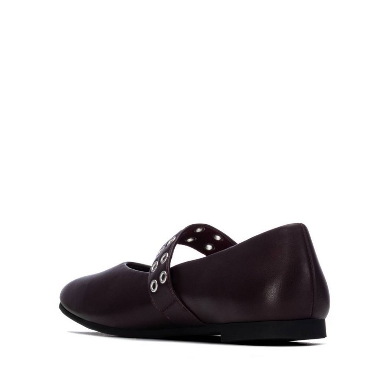 Zapato de mujer XTI 146407 Burdeos