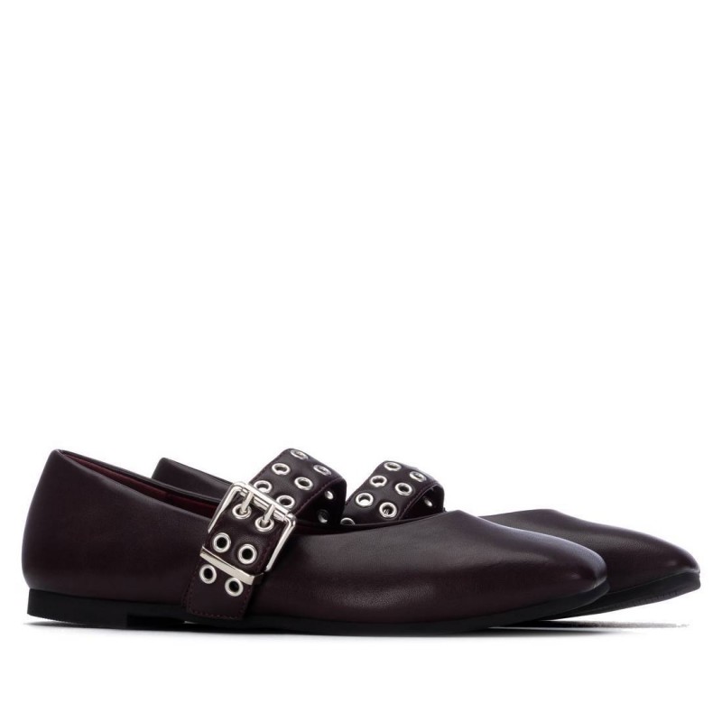 Zapato de mujer XTI 146407 Burdeos