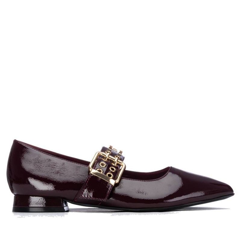 Zapato de mujer XTI 146418 Burdeos