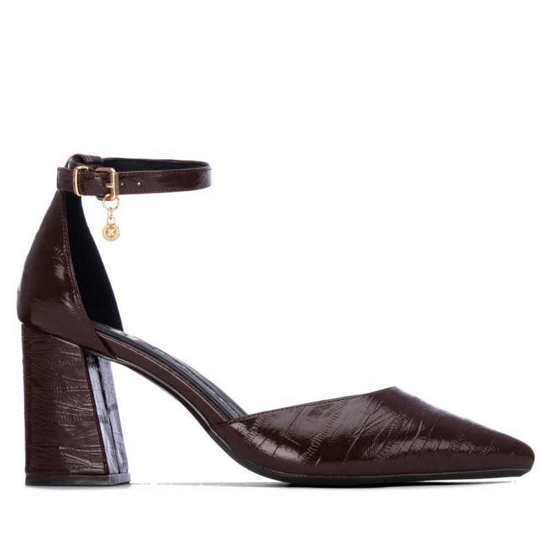 Zapato de mujer XTI 146441 Marron
