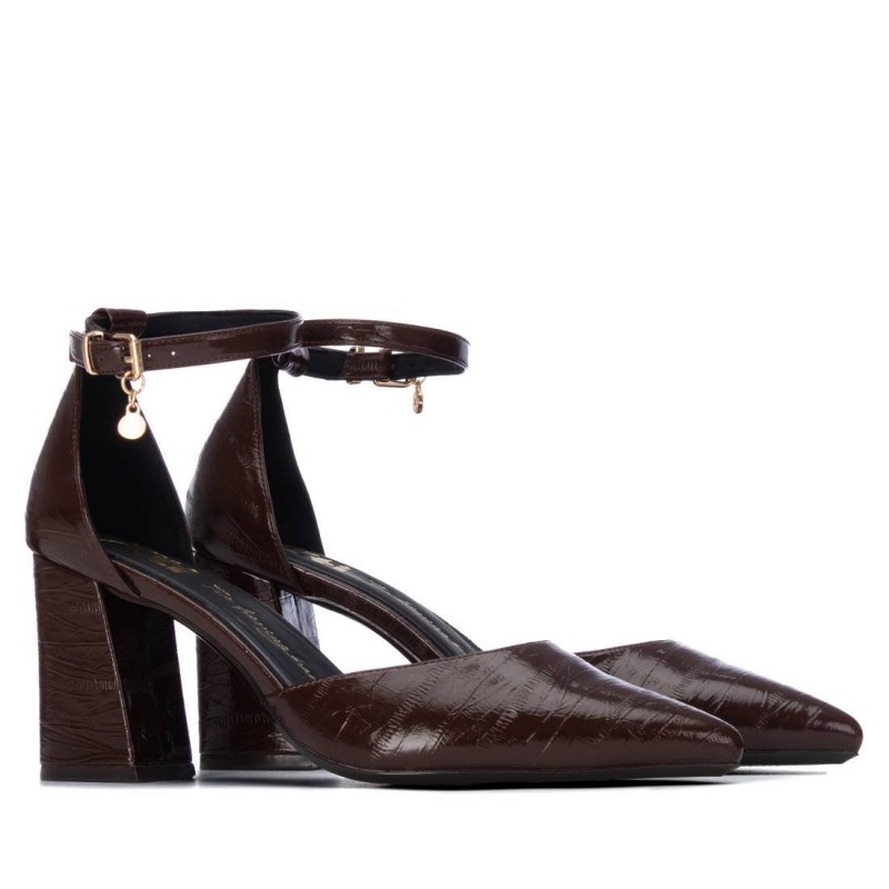 Zapato de mujer XTI 146441 Marron