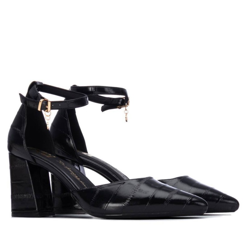 Zapato de mujer XTI 146441 Negro