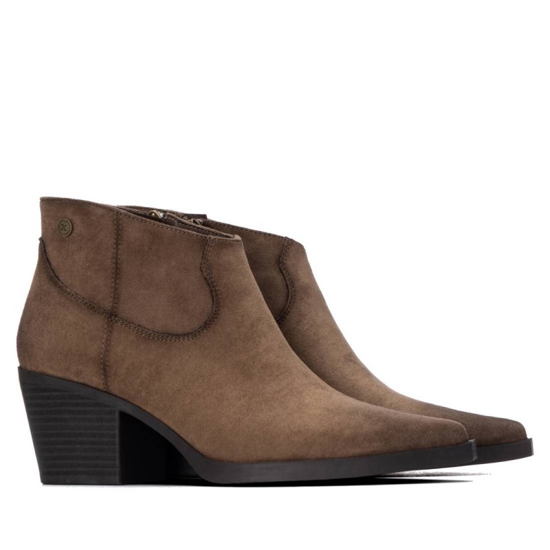 BotÍn de mujer XTI 146517 Taupe
