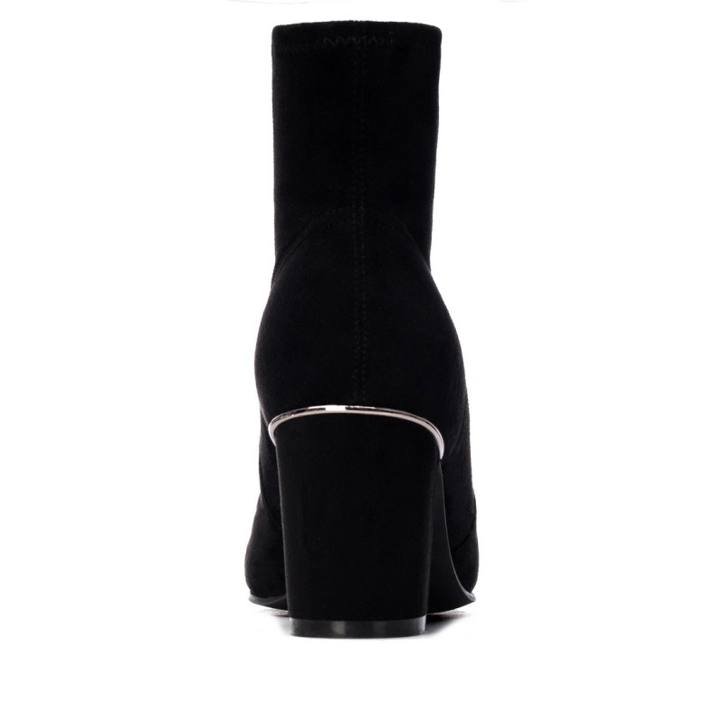 BotÍn de mujer XTI BASIC 130696 Negro