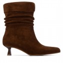 BotÍn de mujer XTI BASIC 130757 Camel
