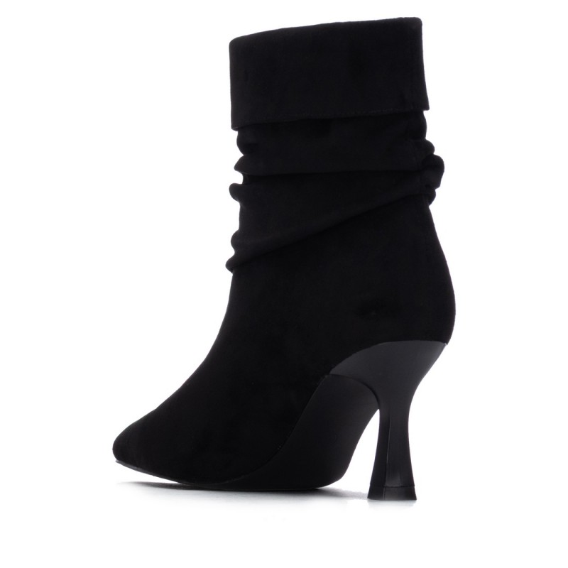 BotÍn de mujer XTI BASIC 130775 Negro