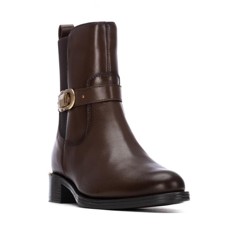 BotÍn de mujer CARMELA 164008 Marron