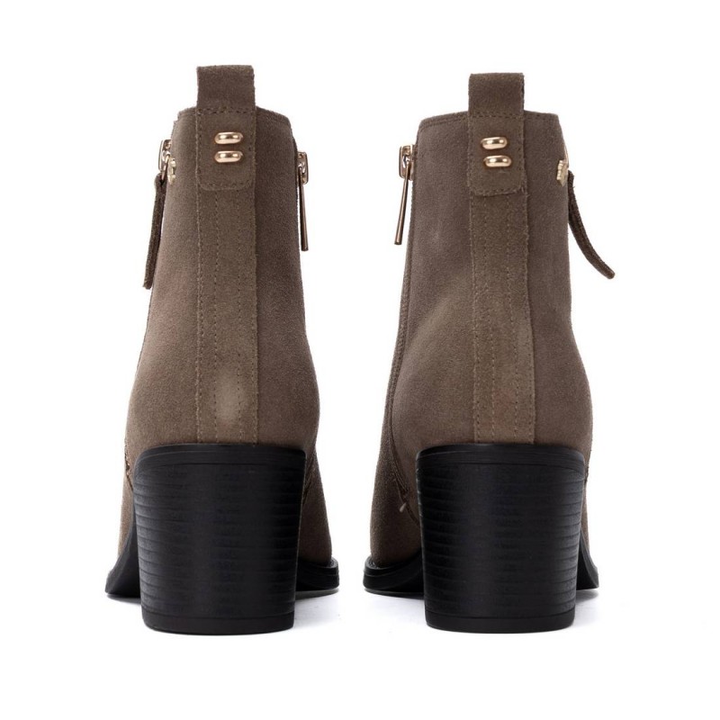BotÍn de mujer CARMELA 164257 Taupe
