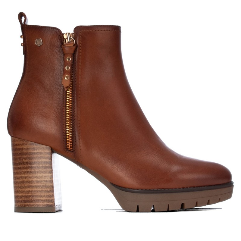 BotÍn de mujer CARMELA 164283 Camel