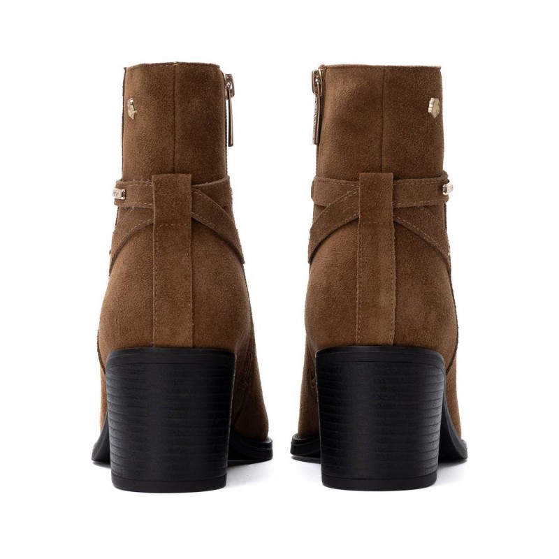 BotÍn de mujer CARMELA 164398 Camel