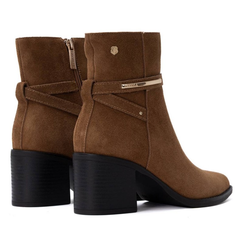 BotÍn de mujer CARMELA 164398 Camel